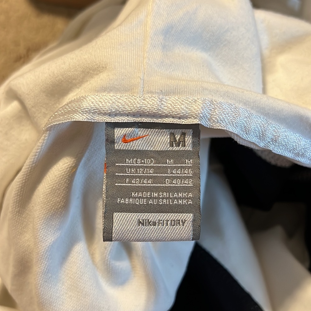 Nike FITDRY MED zip up. Great condition. - Picture 4 of 4